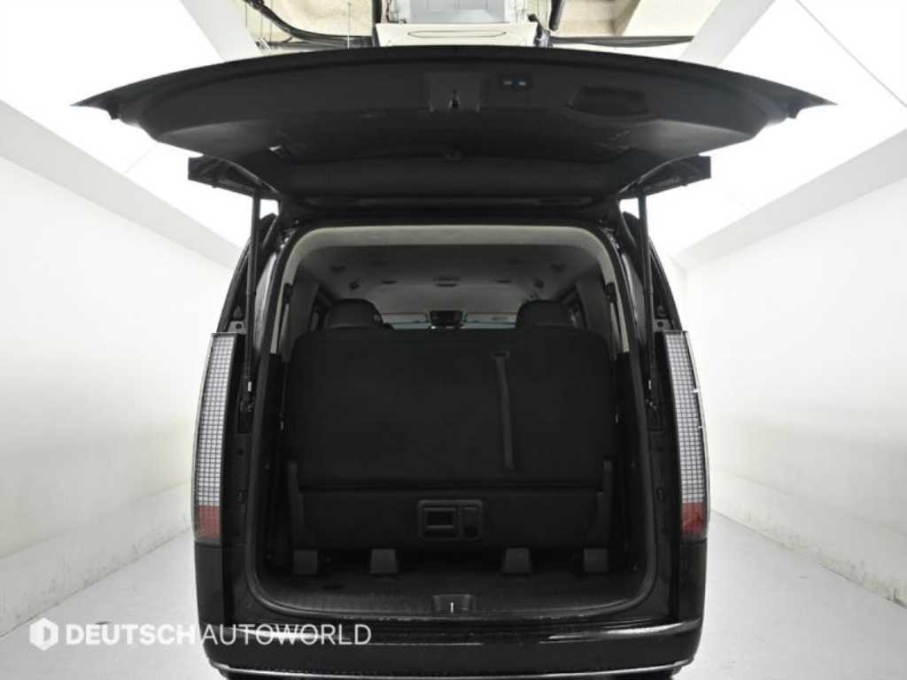Hyundai Staria — photo 19