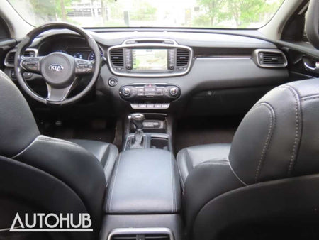 Kia Sorento — photo 14