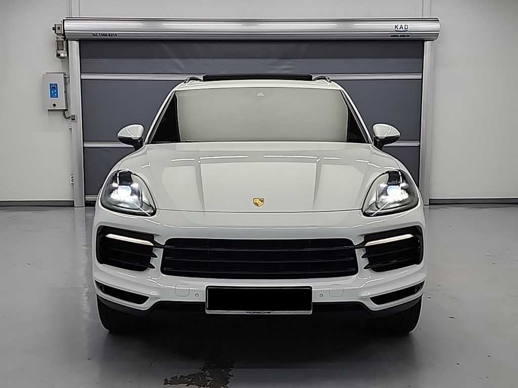 Porsche Cayenne — photo 02