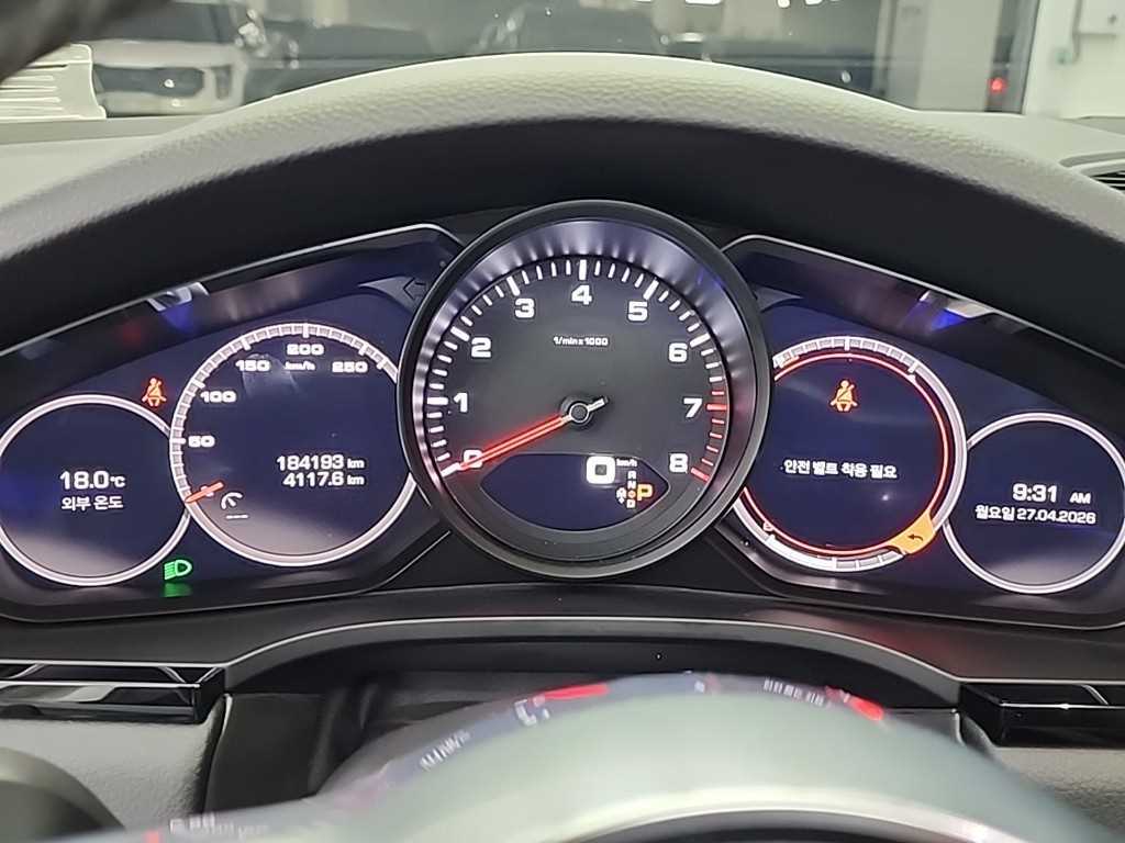 Porsche Cayenne — photo 06