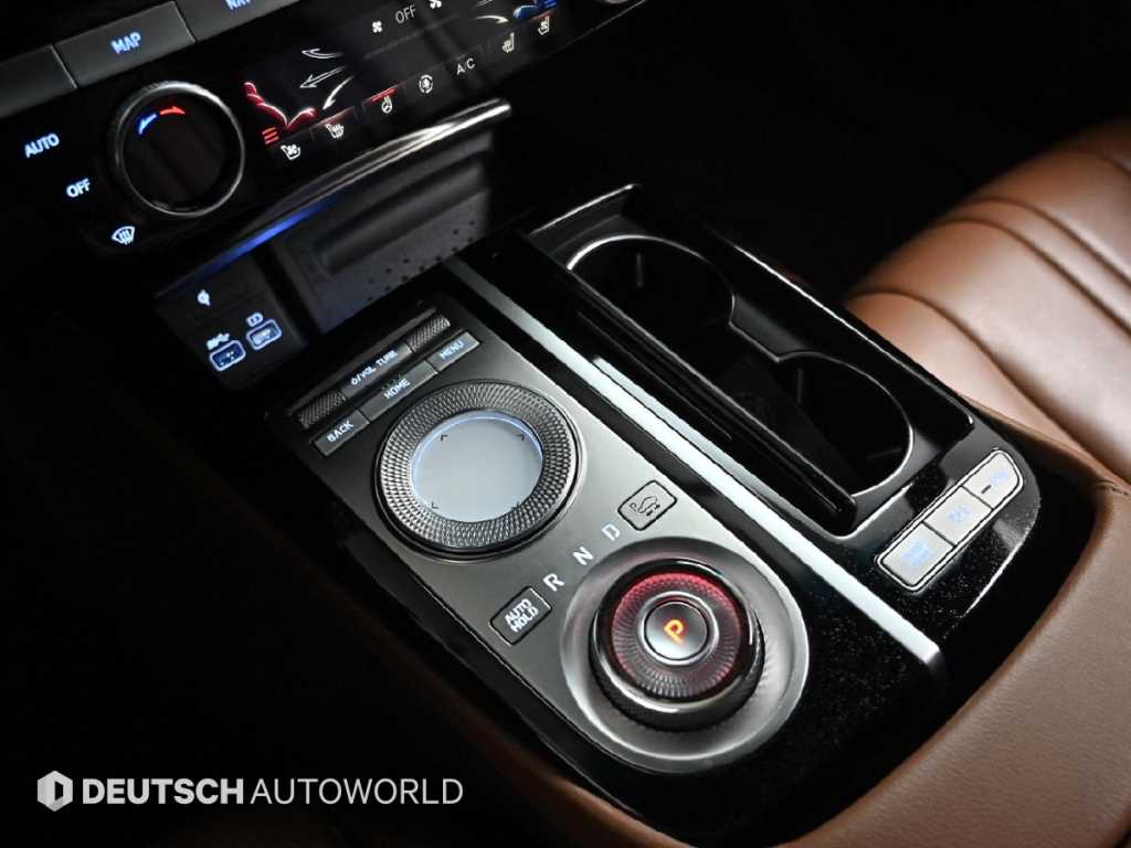 Genesis G80 — photo 08