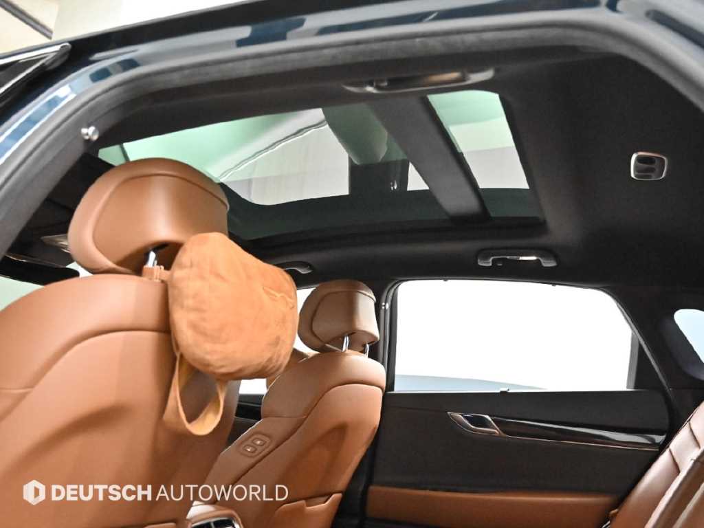 Genesis G80 — photo 16