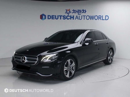 Mercedes-Benz E-Class — photo 01