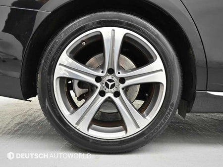 Mercedes-Benz E-Class — photo 05
