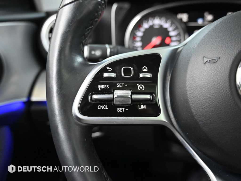 Mercedes-Benz E-Class — photo 17