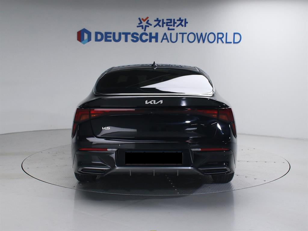Kia K5 — photo 04
