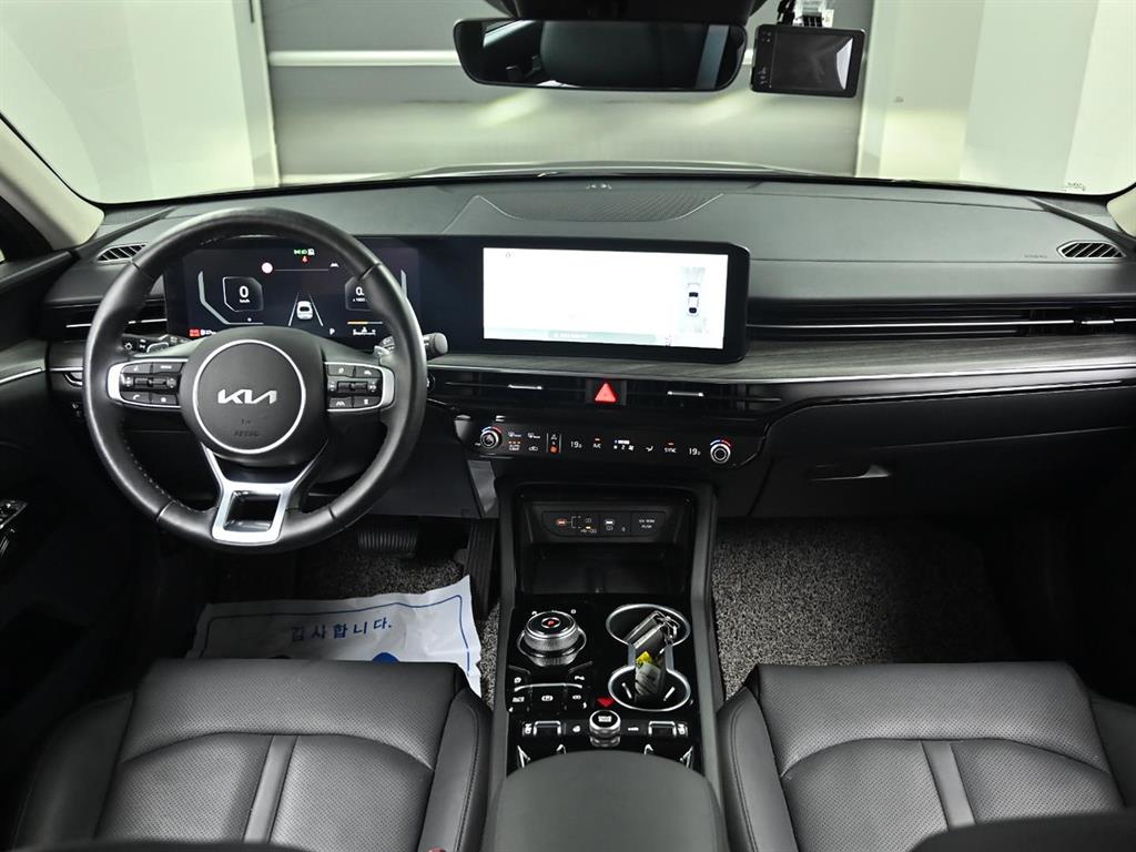 Kia K5 — photo 06