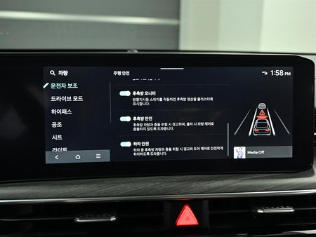 Kia K5 — photo 16