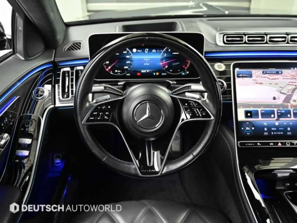Mercedes-Benz S-Class — photo 13