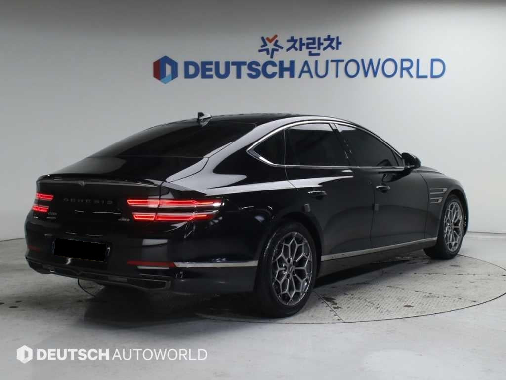 Genesis G80 — photo 02