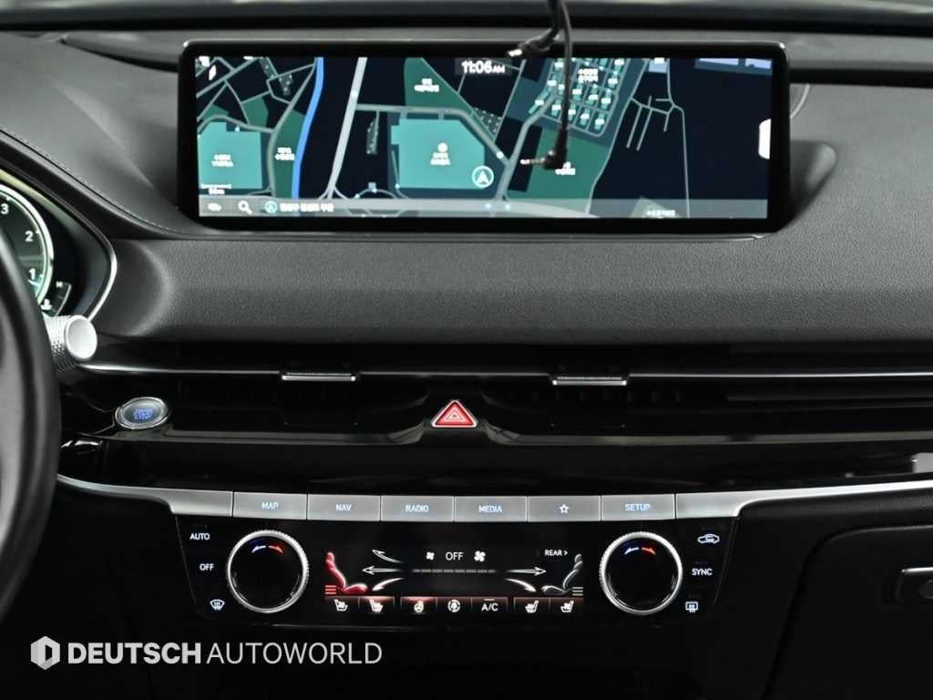 Genesis G80 — photo 10