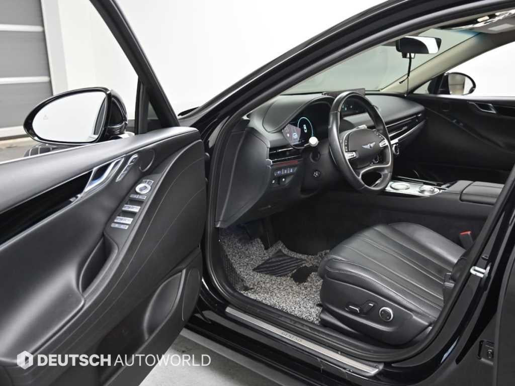 Genesis G80 — photo 15