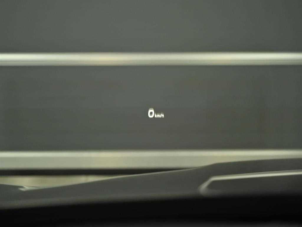 Kia K9 — photo 17