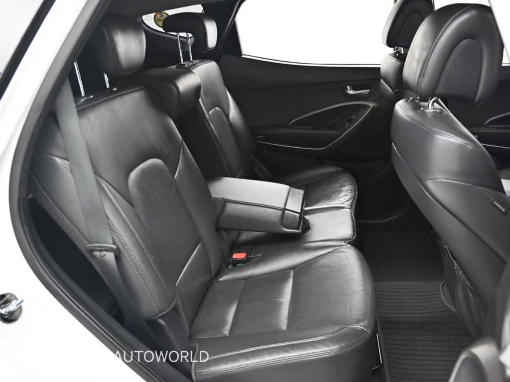 Hyundai Santafe — photo 12