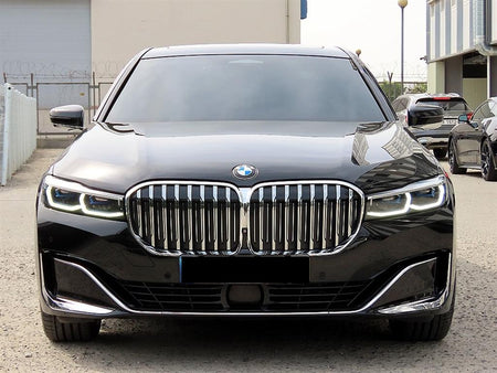 BMW 7-Series — photo 01