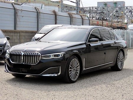 BMW 7-Series — photo 02