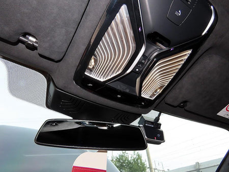 BMW 7-Series — photo 16