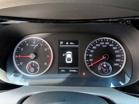 Kia K5 — photo 09