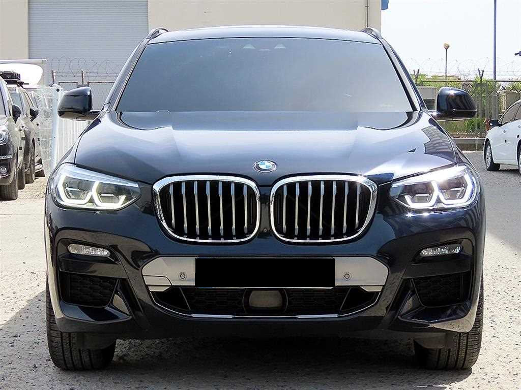 BMW X4 — photo 01