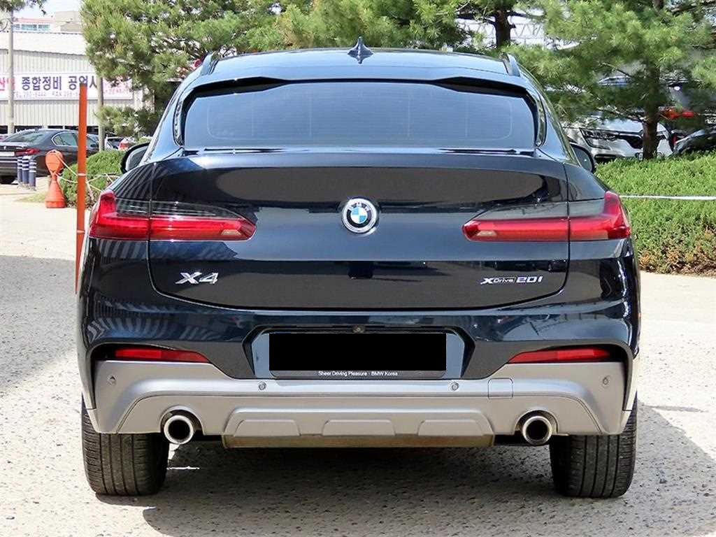 BMW X4 — photo 04