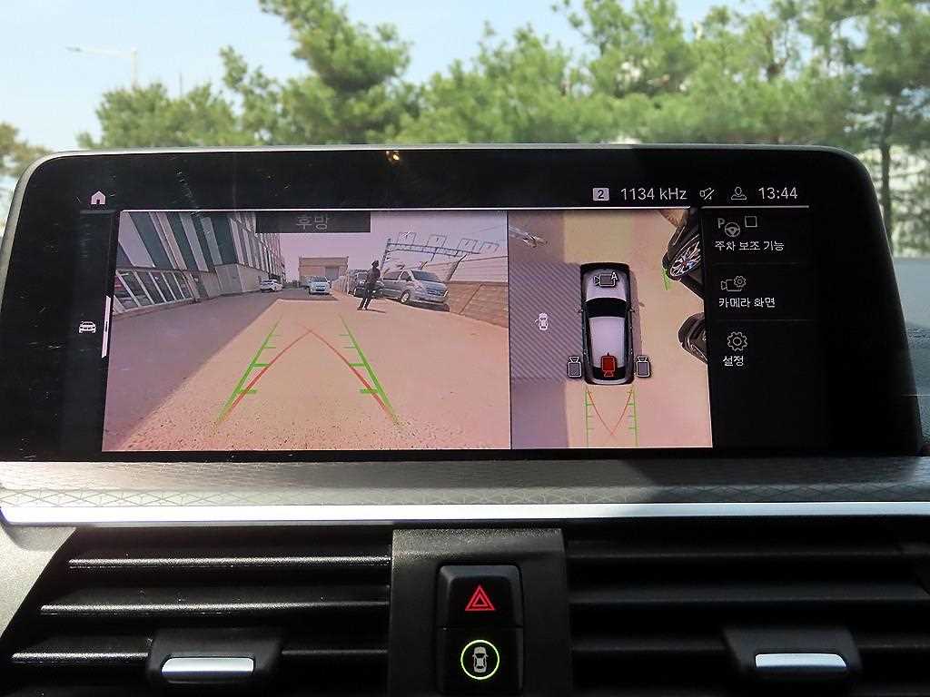 BMW X4 — photo 14