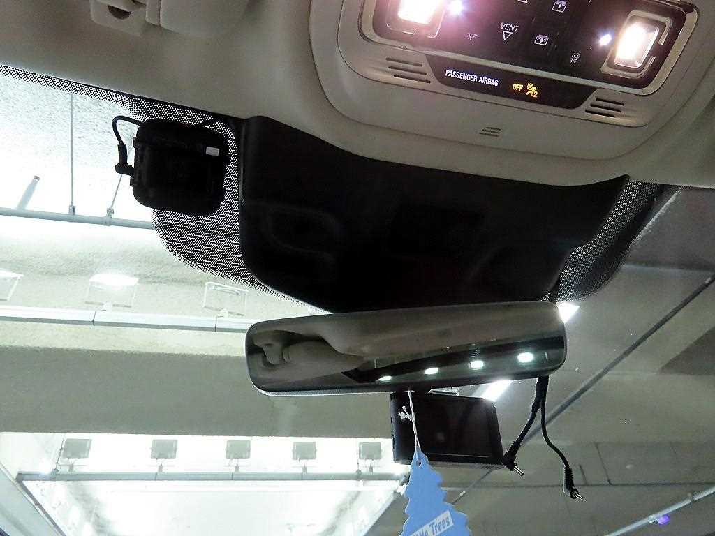 Lincoln Aviator — photo 13