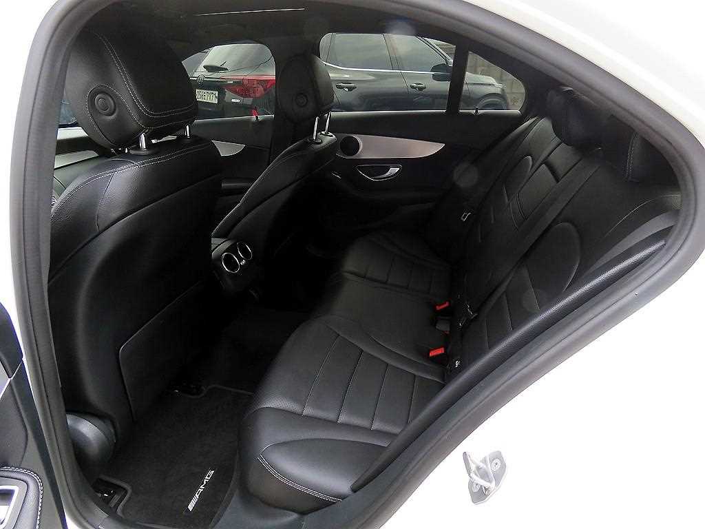 Mercedes-Benz C-Class — photo 06