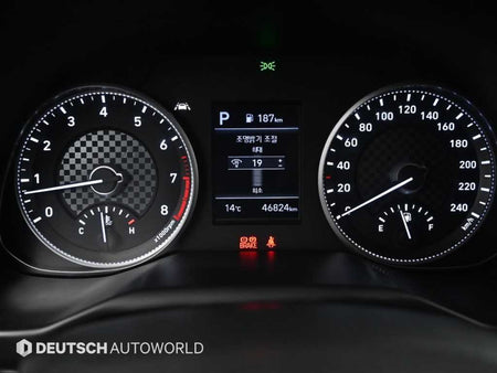 Hyundai Avante — photo 08