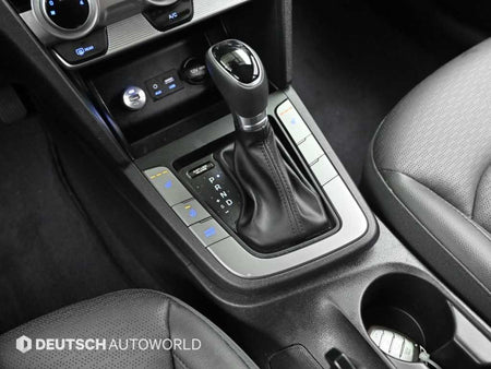 Hyundai Avante — photo 09