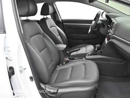 Hyundai Avante — photo 10