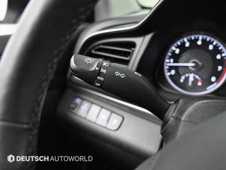 Hyundai Avante — photo 18