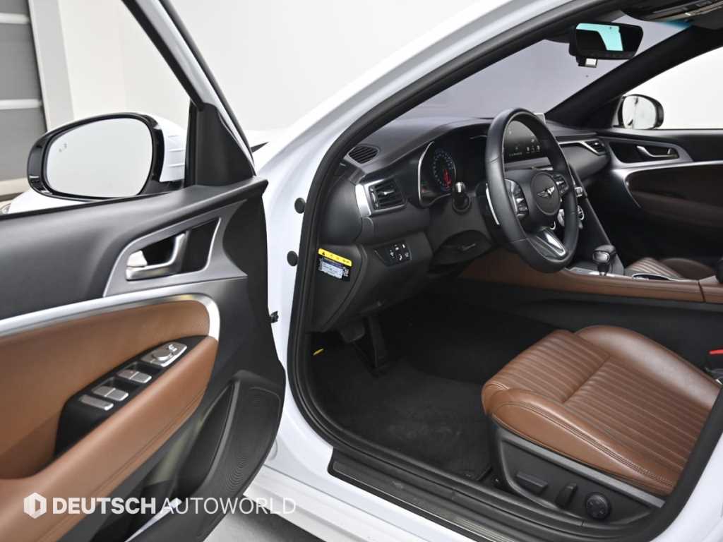 Genesis G70 — photo 11