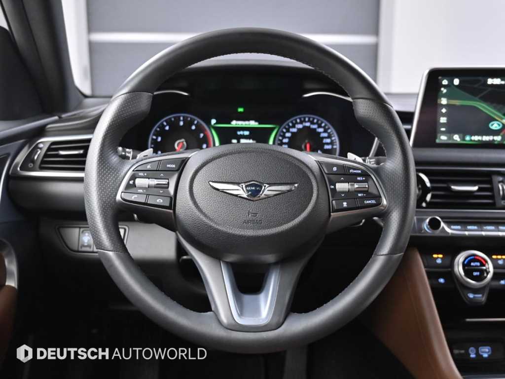 Genesis G70 — photo 13