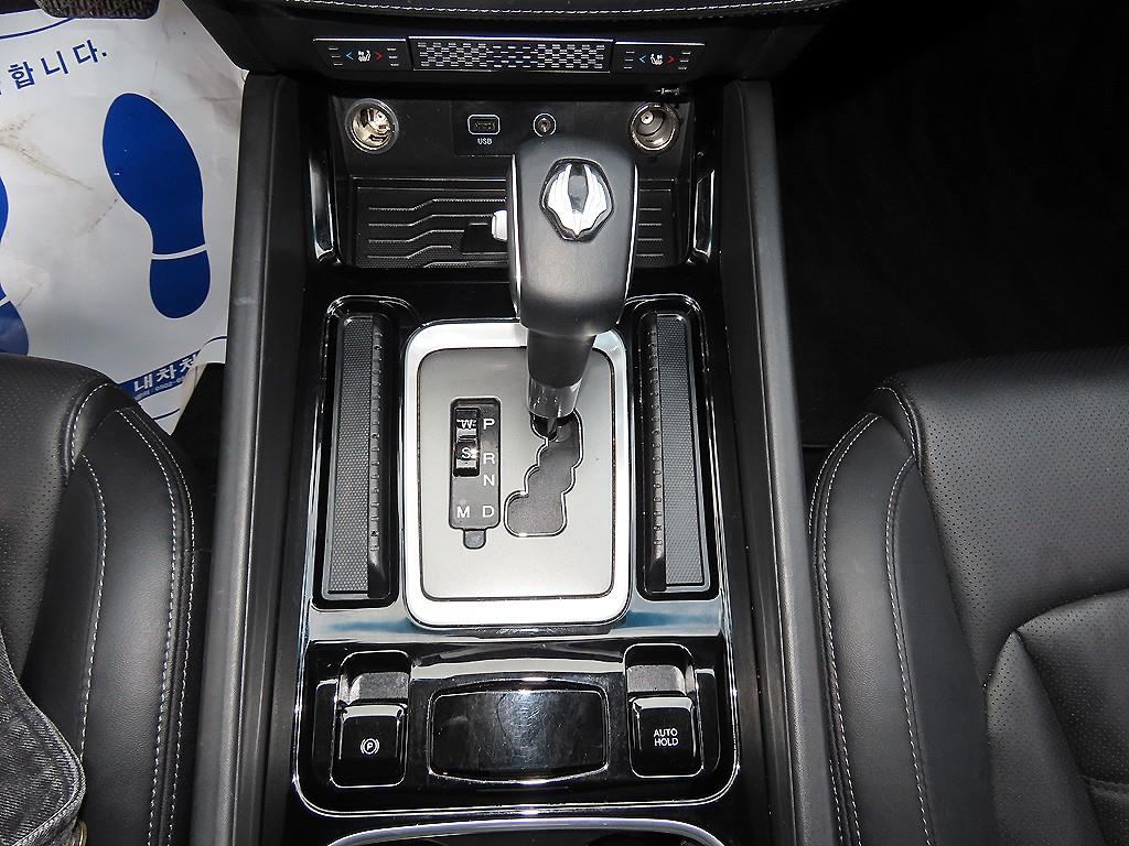 KGM Rexton — photo 10