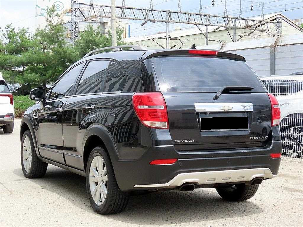 CHEVROLET Captiva — photo 03