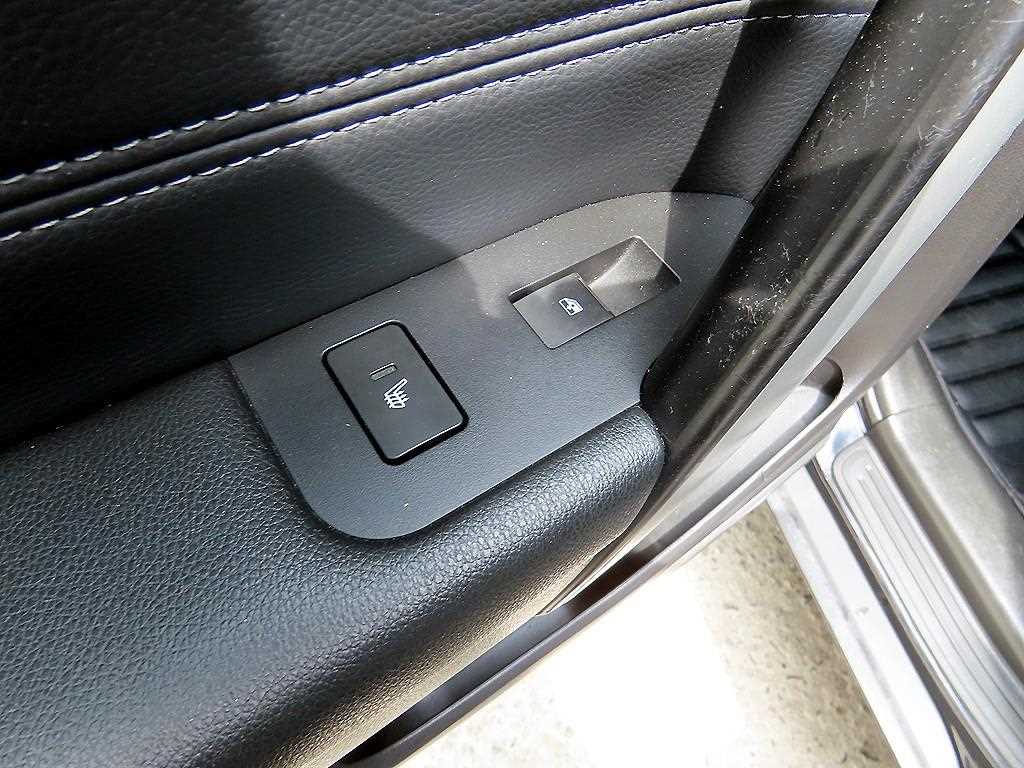 CHEVROLET Captiva — photo 17