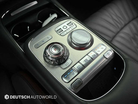 Genesis G90 — photo 09
