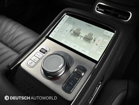 Genesis G90 — photo 16
