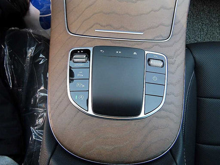 Mercedes-Benz E-Class — photo 12