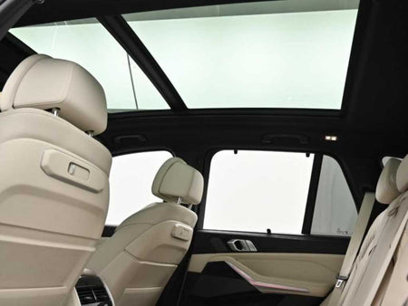 BMW X5 — photo 18