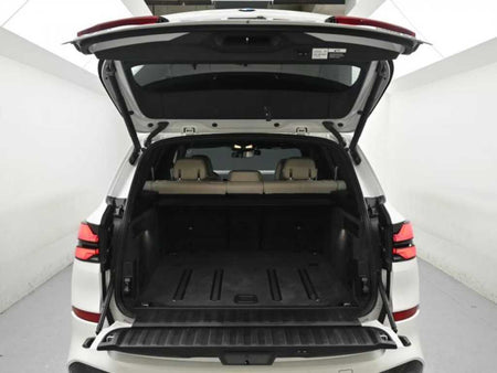 BMW X5 — photo 19