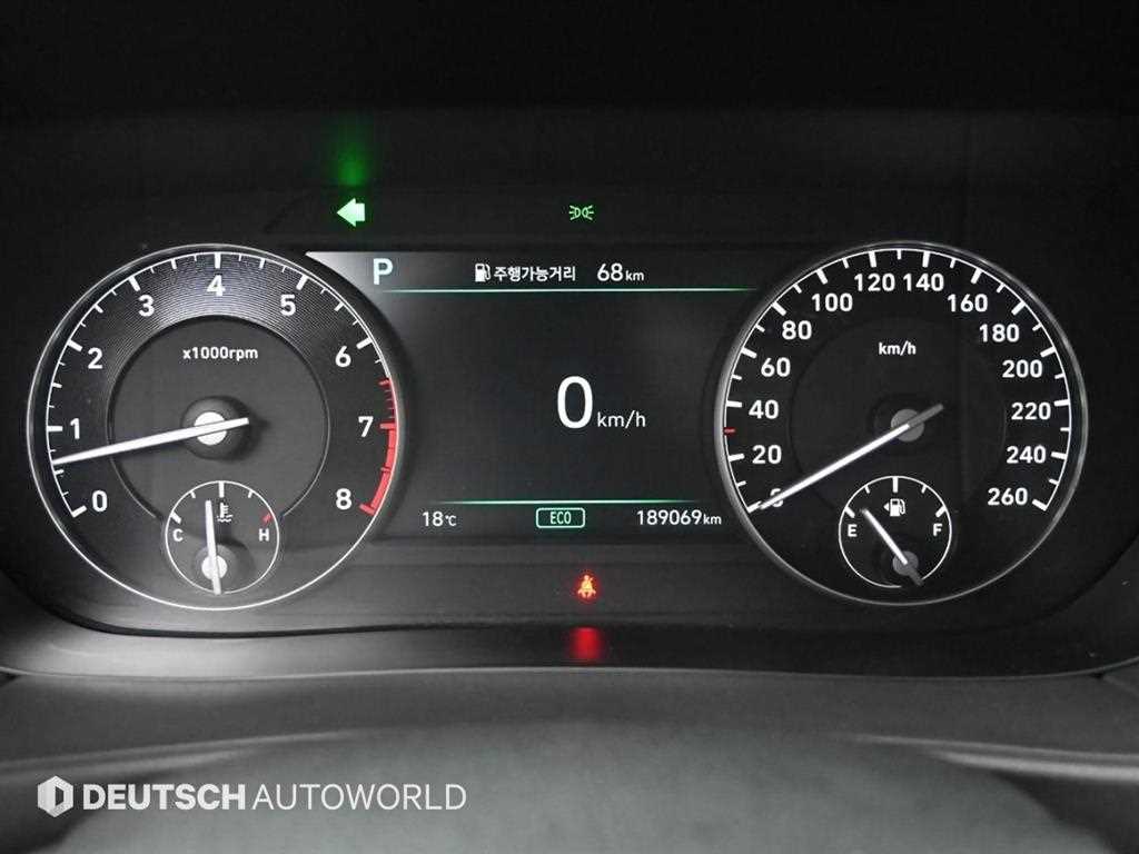 Genesis G90 — photo 08