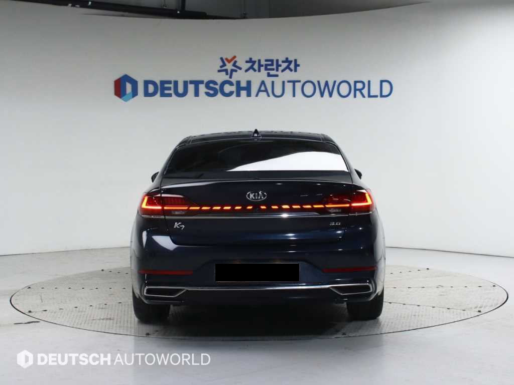 Kia K7 — photo 04