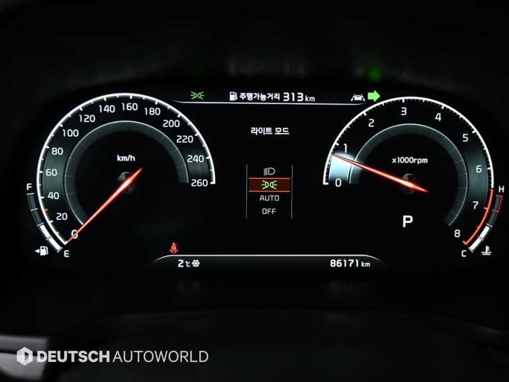 Kia K7 — photo 08