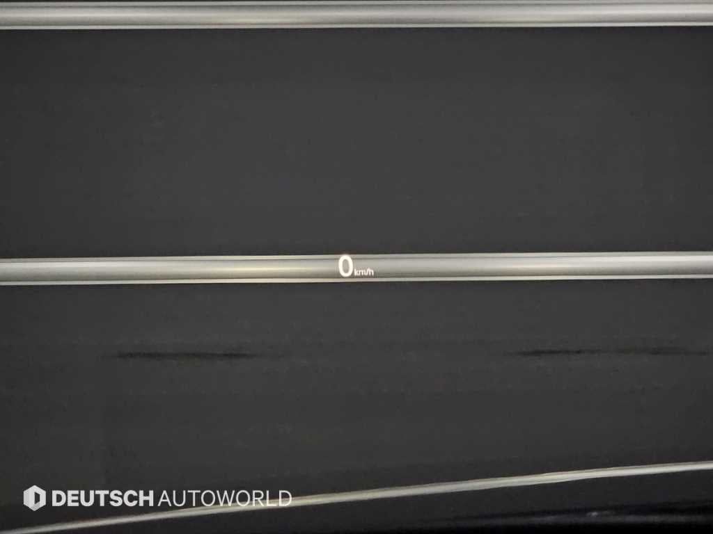 Audi A8 — photo 18