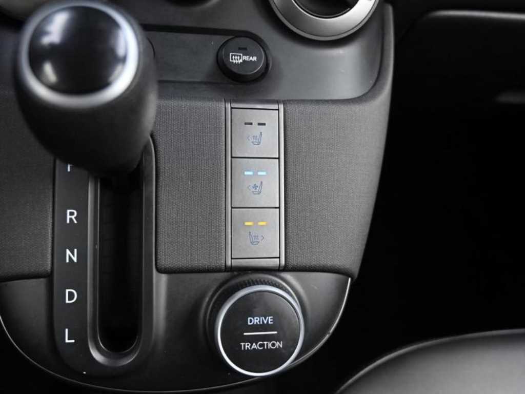 Hyundai Casper — photo 16