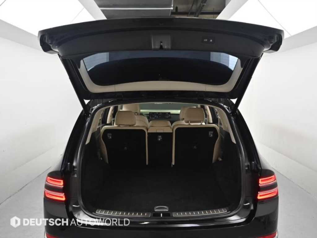 Genesis GV80 — photo 19