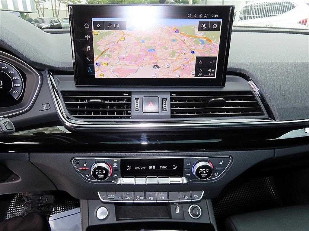 Audi Q5 — photo 13