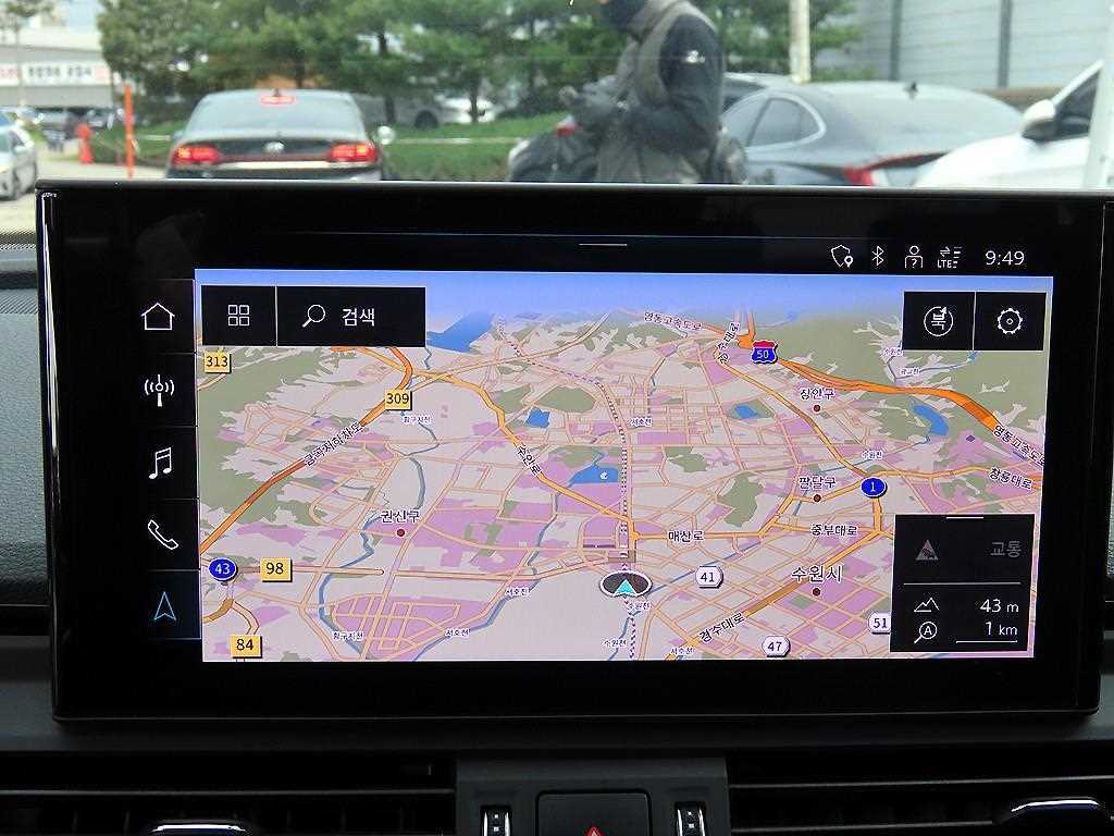 Audi Q5 — photo 14