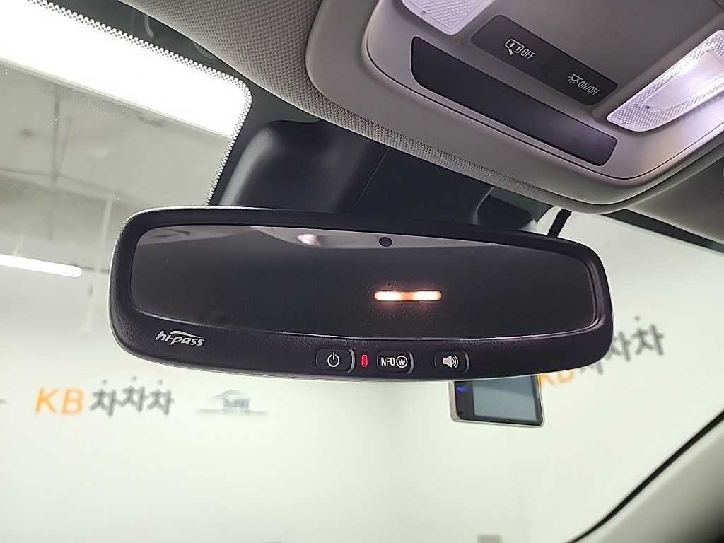CHEVROLET Malibu — photo 17